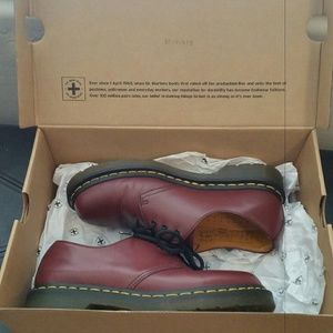 Doc Martens 1461 Smooth Red Cherry Oxfords Size 7